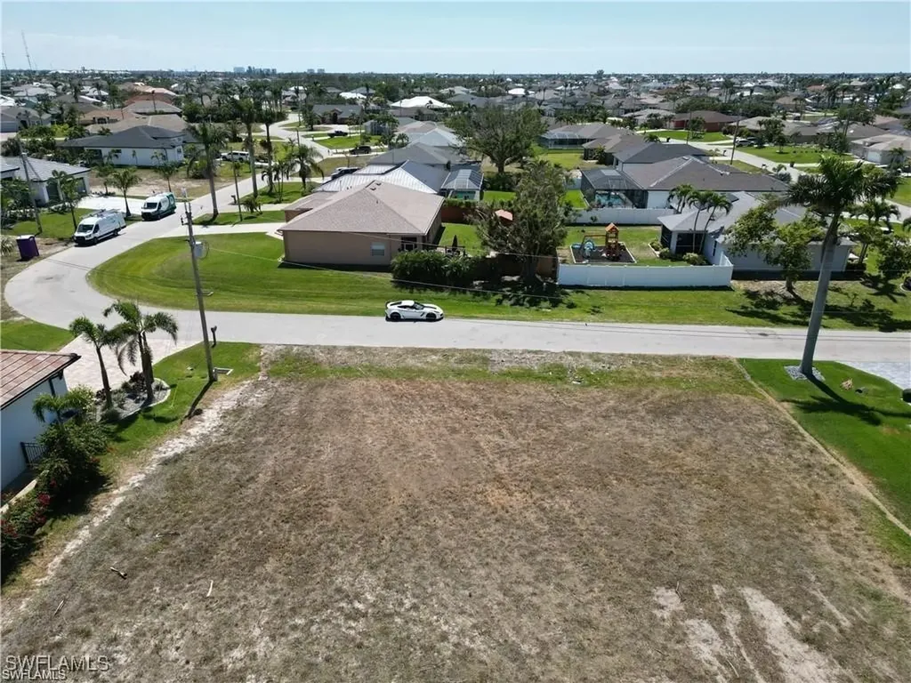 2527 SW 25th Terrace Cape Coral FL 33914