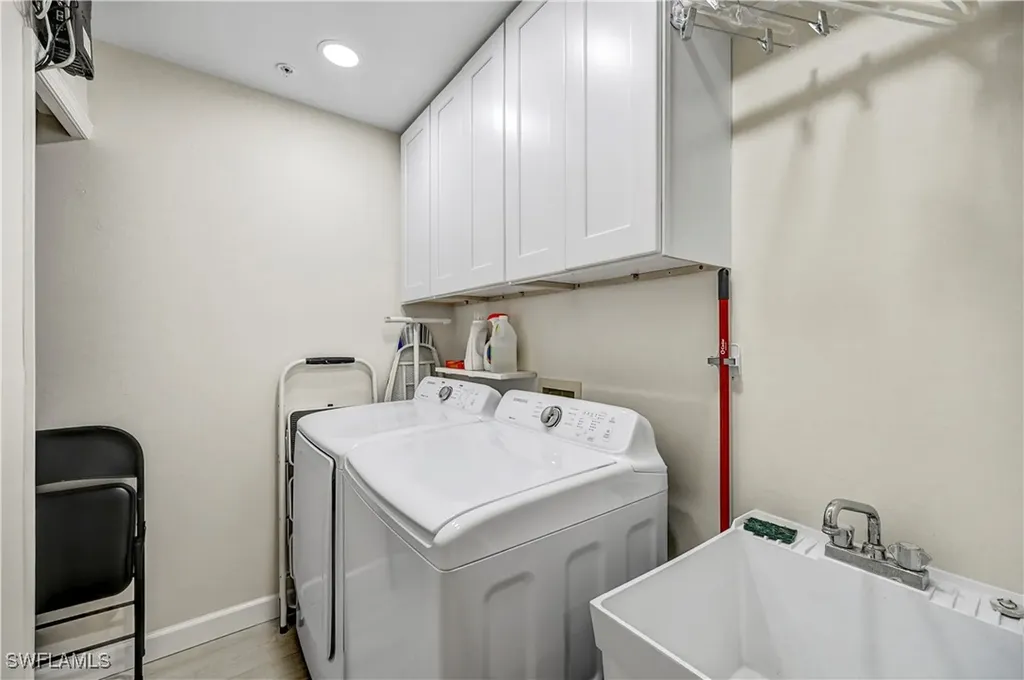 13900 Southampton Drive Bonita Springs FL 34135