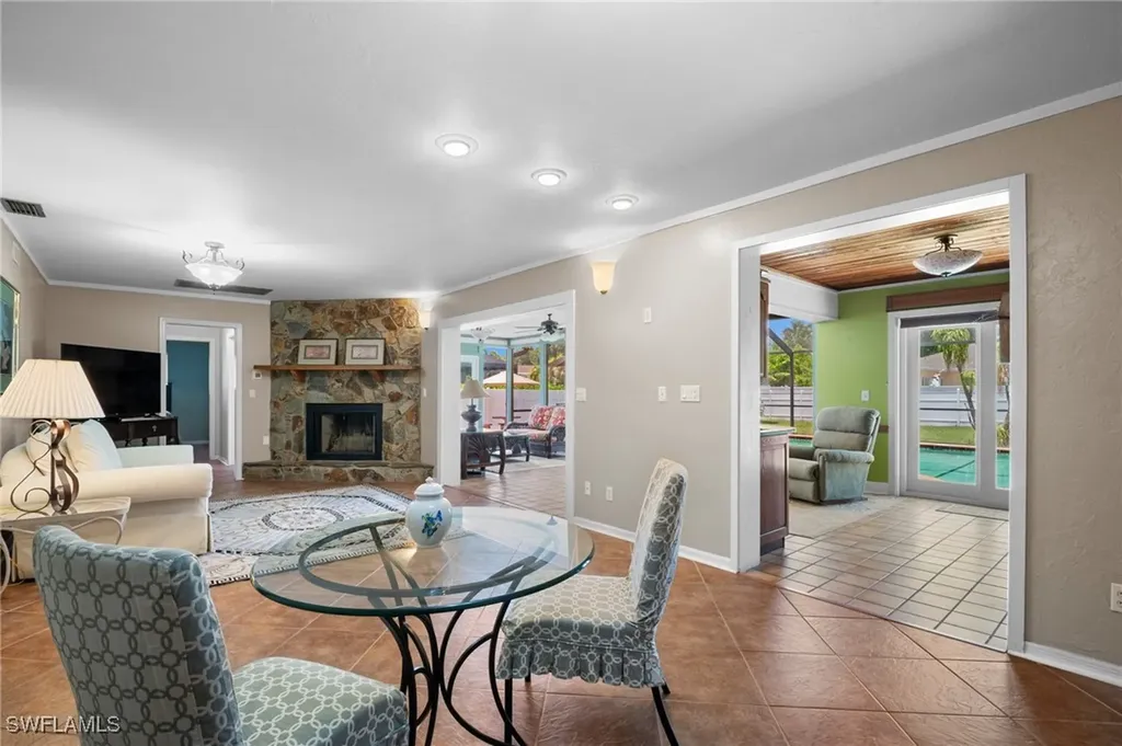 1263 Caloosa Drive Fort Myers FL 33901