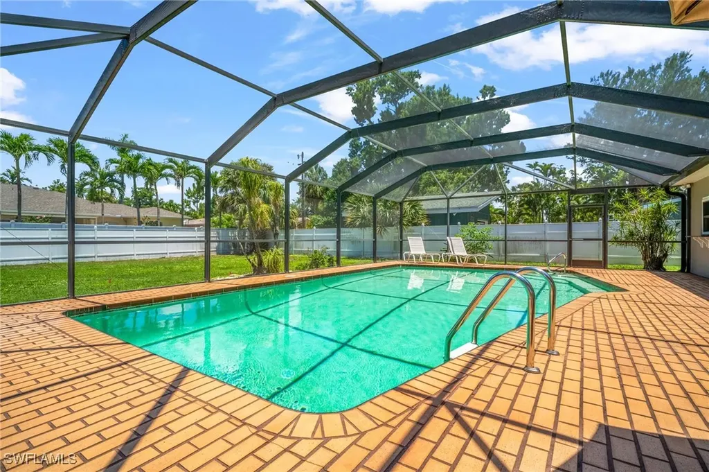 1263 Caloosa Drive Fort Myers FL 33901