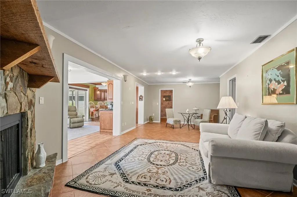 1263 Caloosa Drive Fort Myers FL 33901