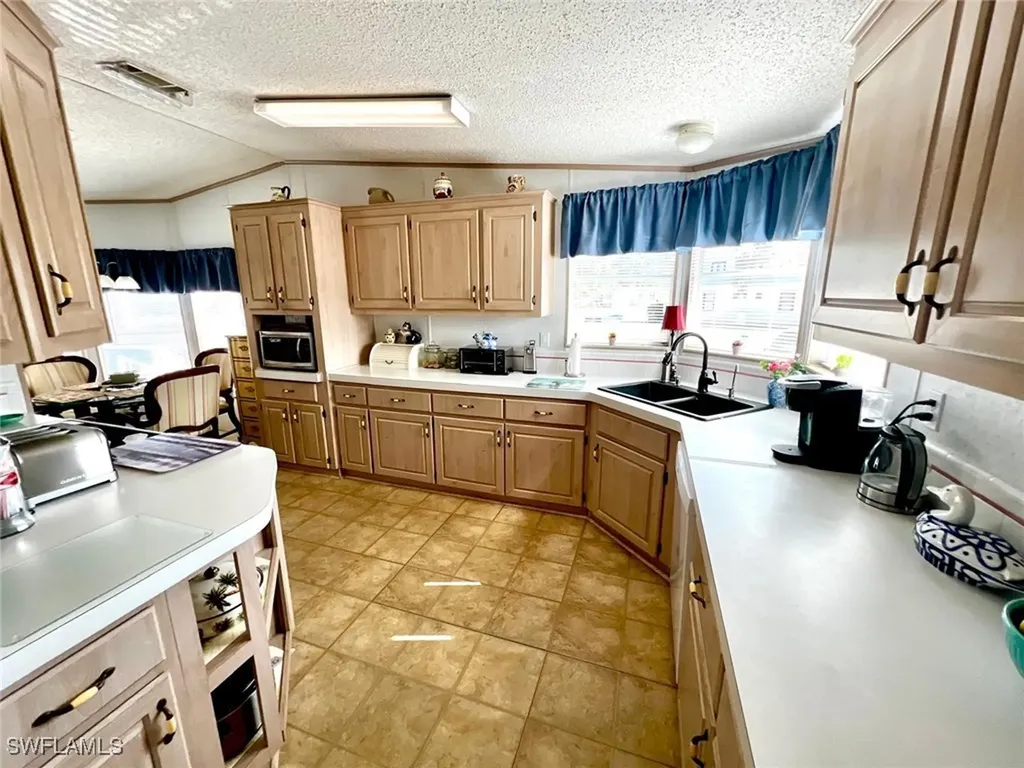 138 Lantern Lane North Fort Myers FL 33917