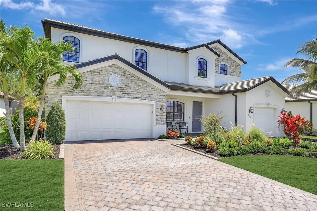 2102 Antigua Lane Naples FL 34120