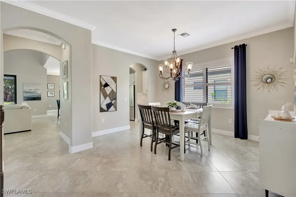 2102 Antigua Lane Naples FL 34120