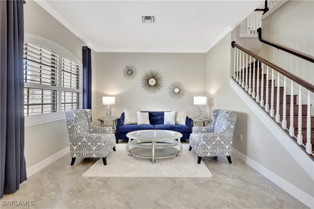 2102 Antigua Lane Naples FL 34120