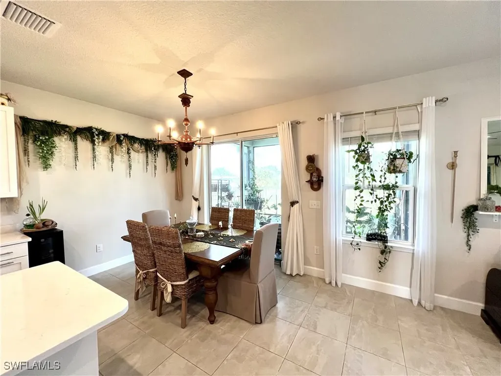 9712 Parrish Glenn Parrish FL 34219-1389
