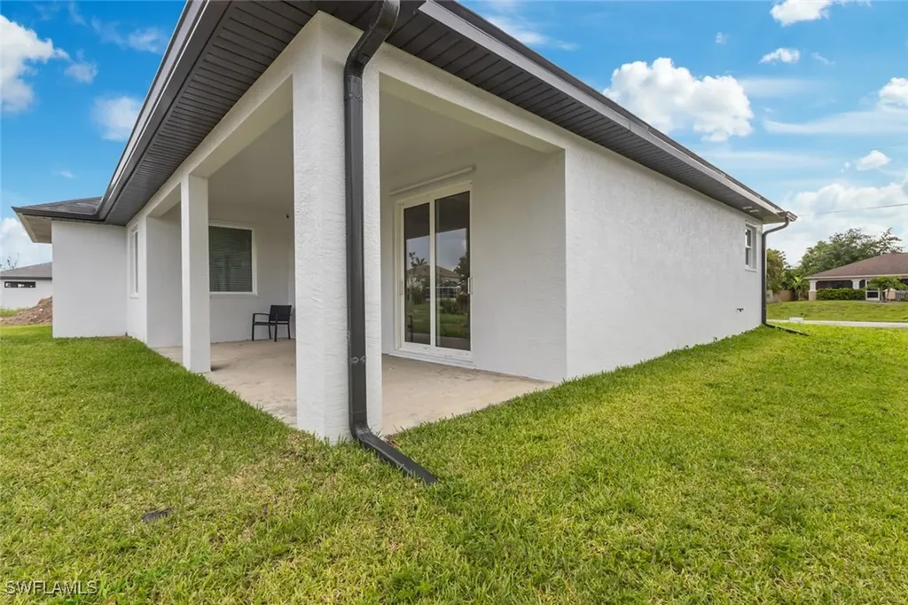 3607 SW 8th Court Cape Coral FL 33914