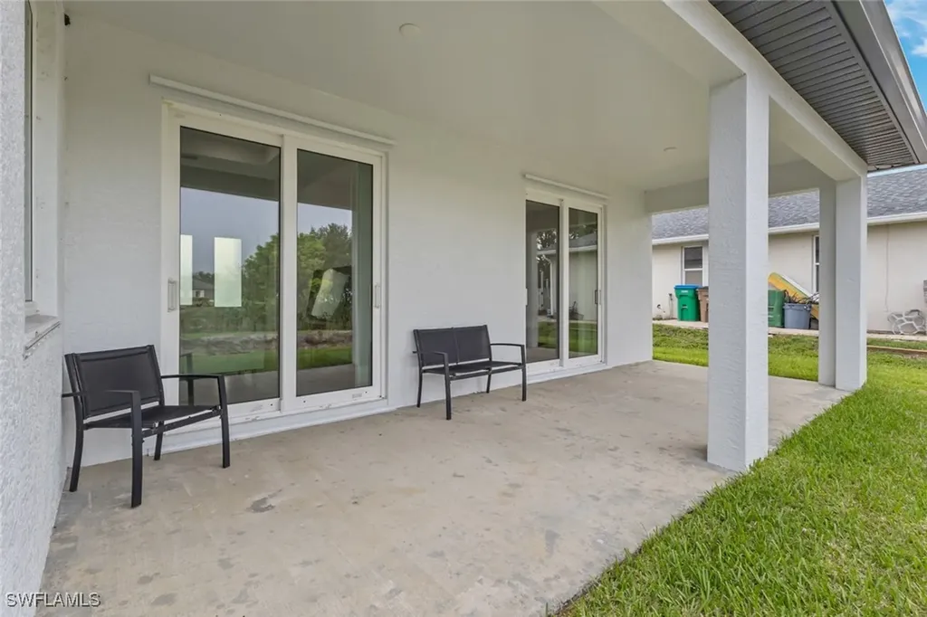 3607 SW 8th Court Cape Coral FL 33914