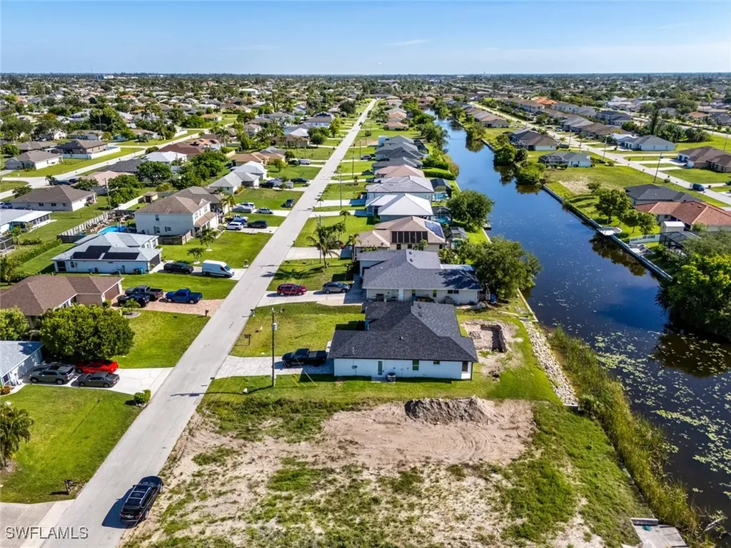 3607 SW 8th Court Cape Coral FL 33914