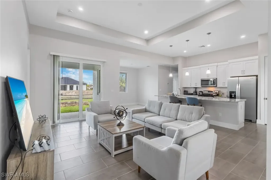 3607 SW 8th Court Cape Coral FL 33914