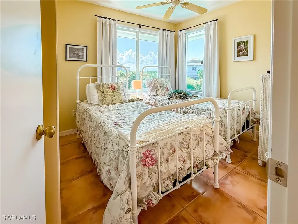 4511 Conch Shell Drive Upper Captiva FL 33924