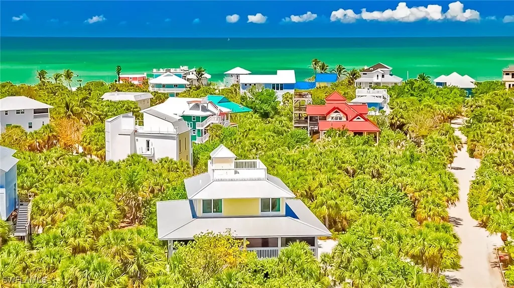 4511 Conch Shell Drive Upper Captiva FL 33924