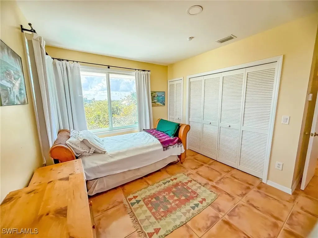 4511 Conch Shell Drive Upper Captiva FL 33924