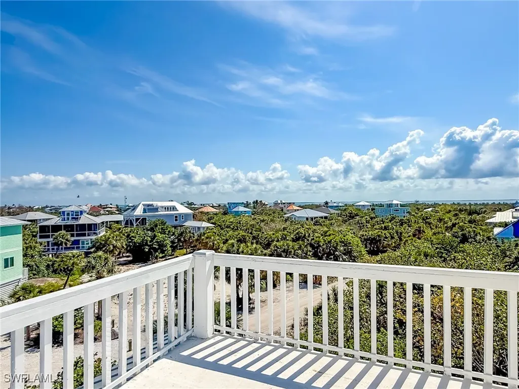 4511 Conch Shell Drive Upper Captiva FL 33924