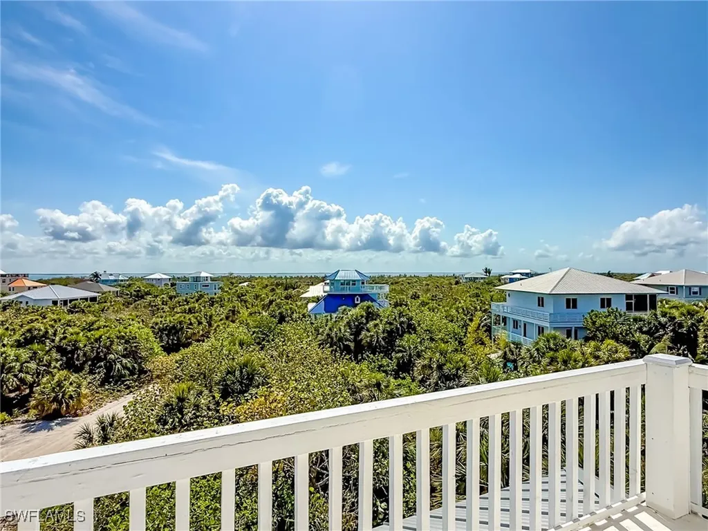4511 Conch Shell Drive Upper Captiva FL 33924