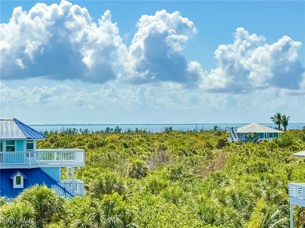 4511 Conch Shell Drive Upper Captiva FL 33924