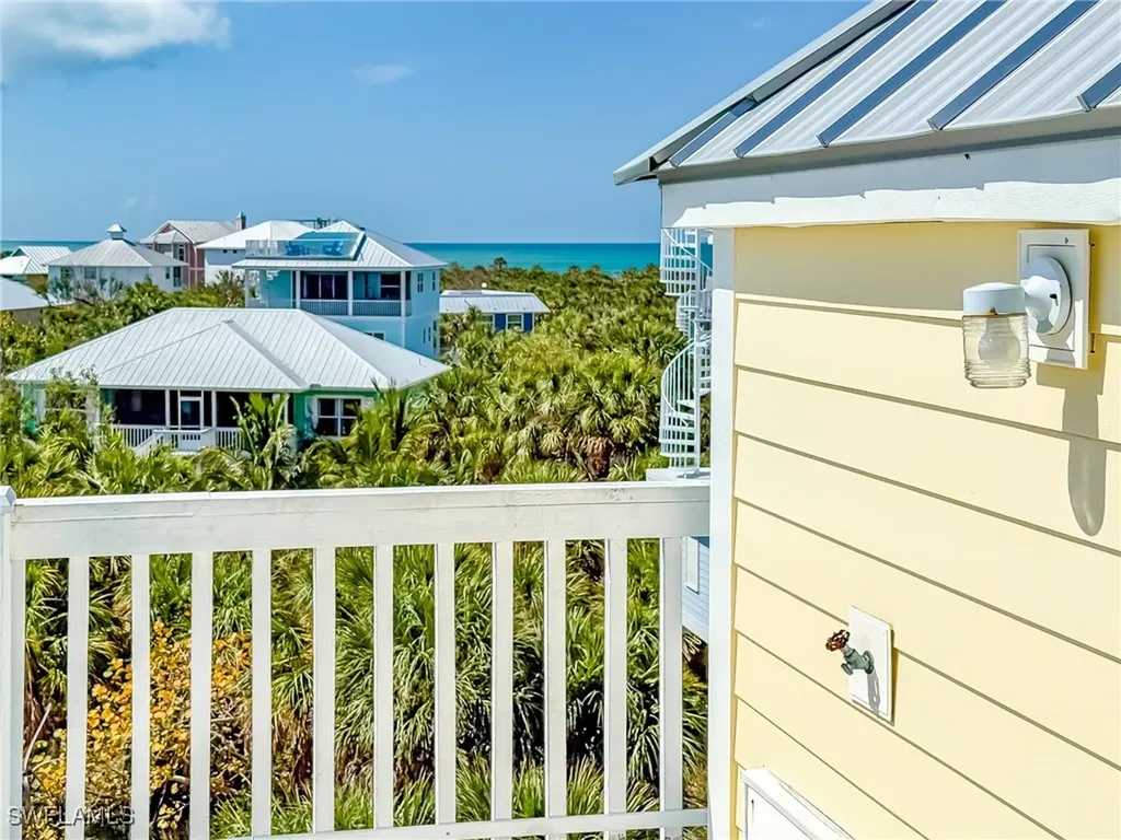 4511 Conch Shell Drive Upper Captiva FL 33924
