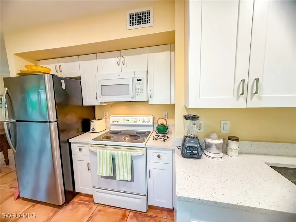 4511 Conch Shell Drive Upper Captiva FL 33924