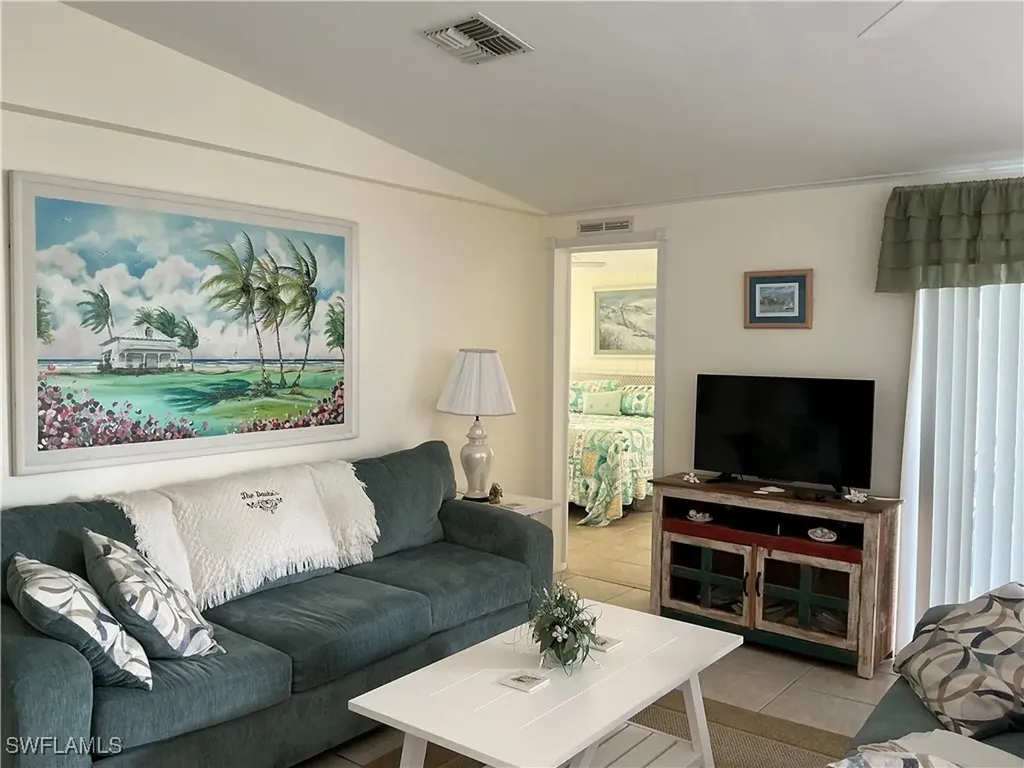 237 Eagle Road Naples FL 34114