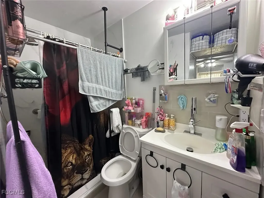 19 Pinewood Boulevard Lehigh Acres FL 33936