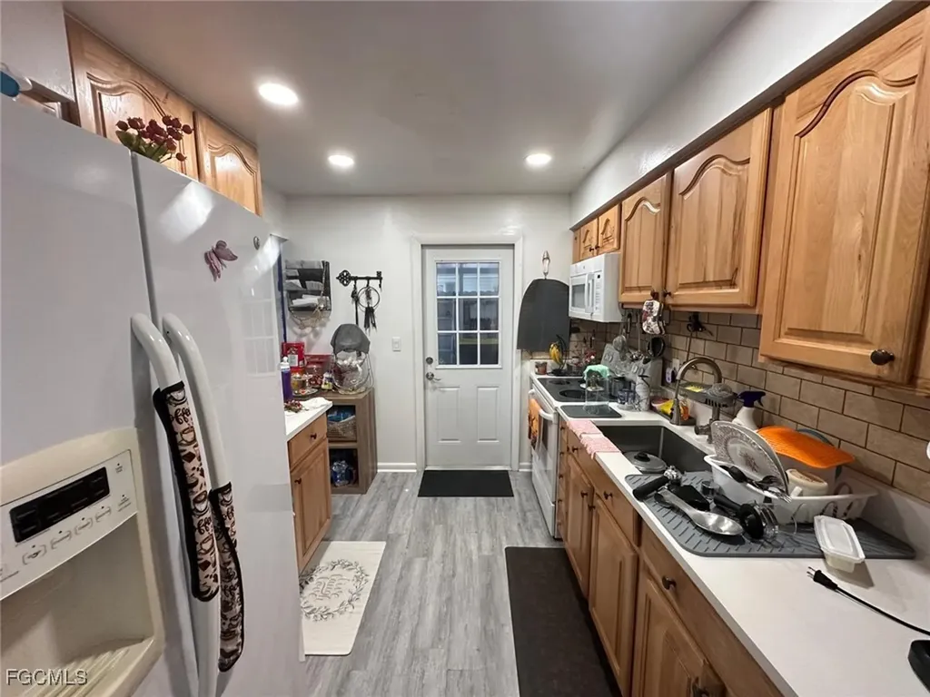 19 Pinewood Boulevard Lehigh Acres FL 33936