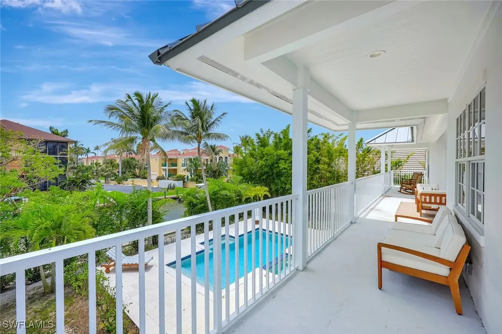 1500 Pelican Avenue Naples FL 34102
