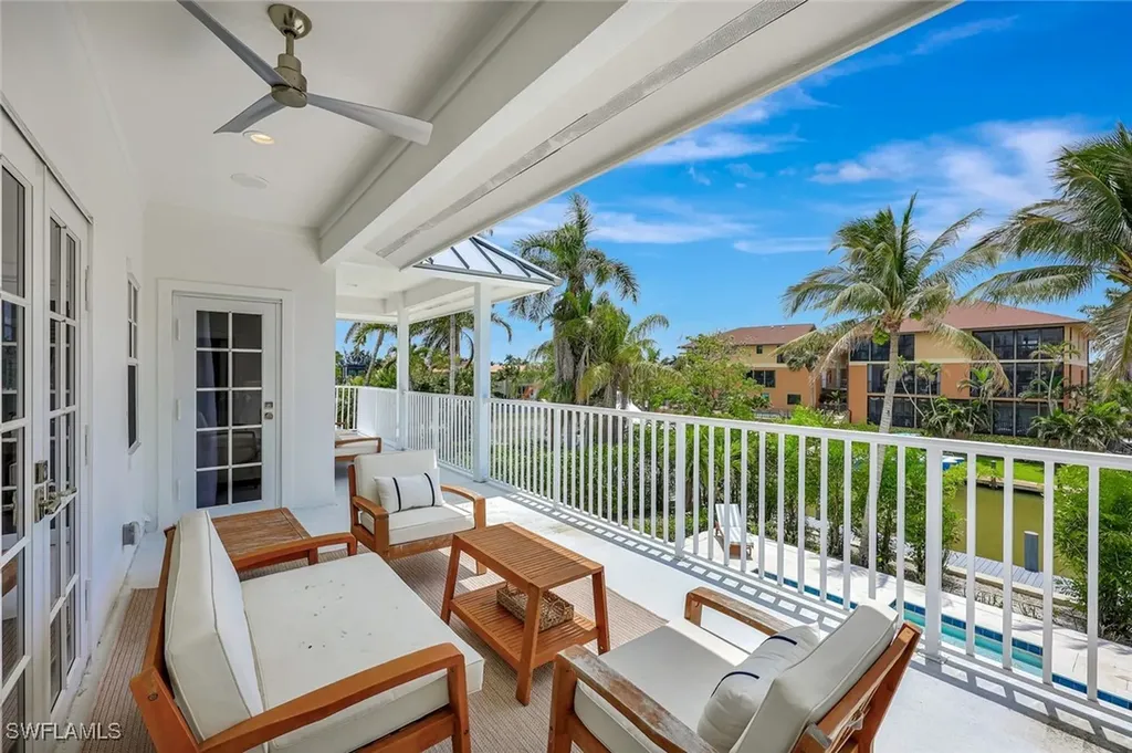 1500 Pelican Avenue Naples FL 34102