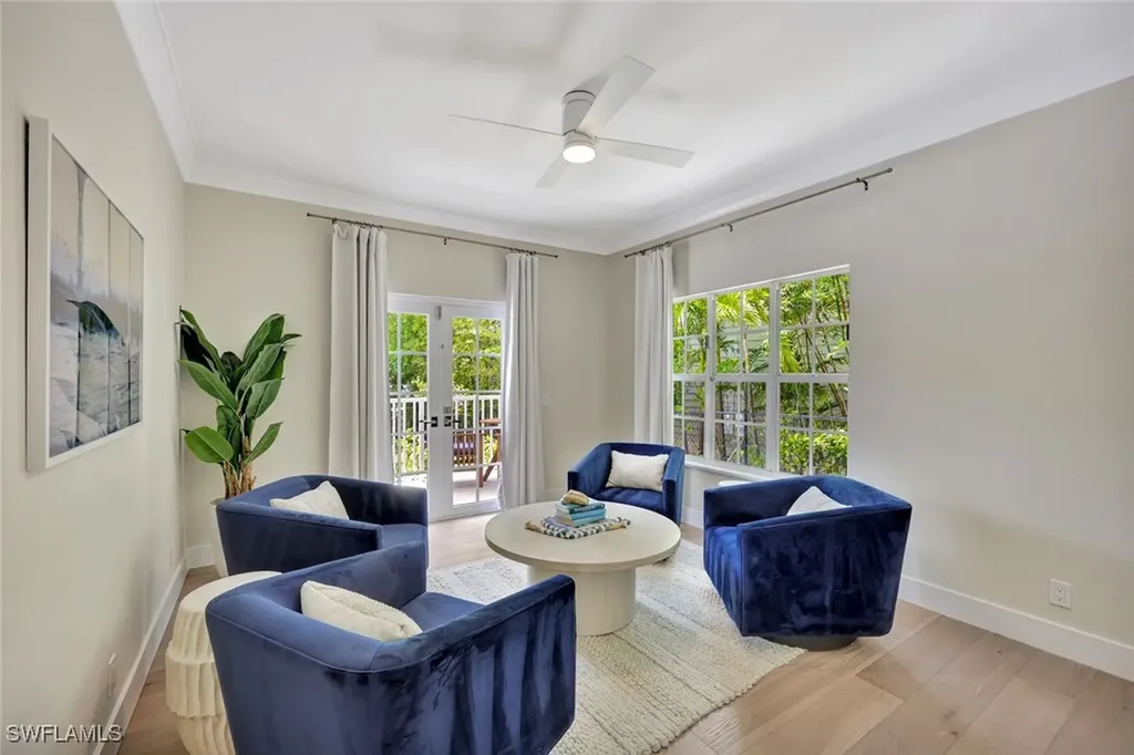 1500 Pelican Avenue Naples FL 34102