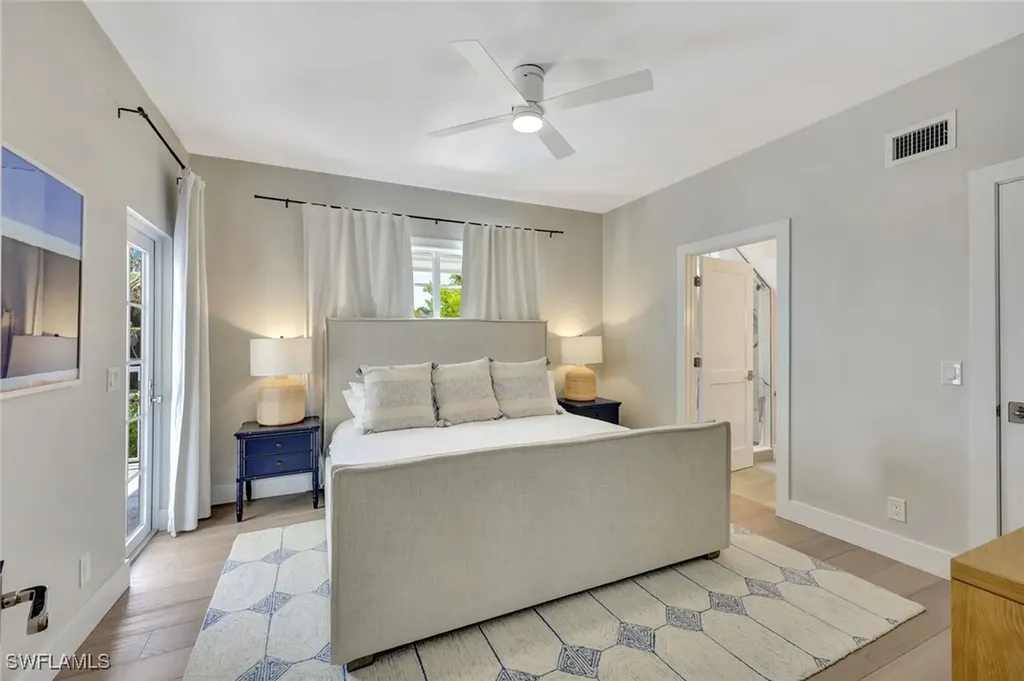 1500 Pelican Avenue Naples FL 34102