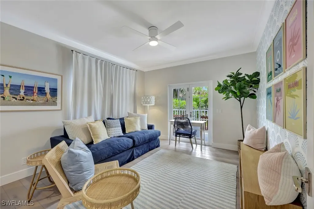 1500 Pelican Avenue Naples FL 34102