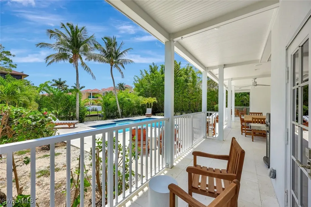 1500 Pelican Avenue Naples FL 34102