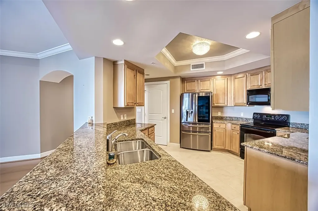 2090 W 1st Street Fort Myers FL 33901
