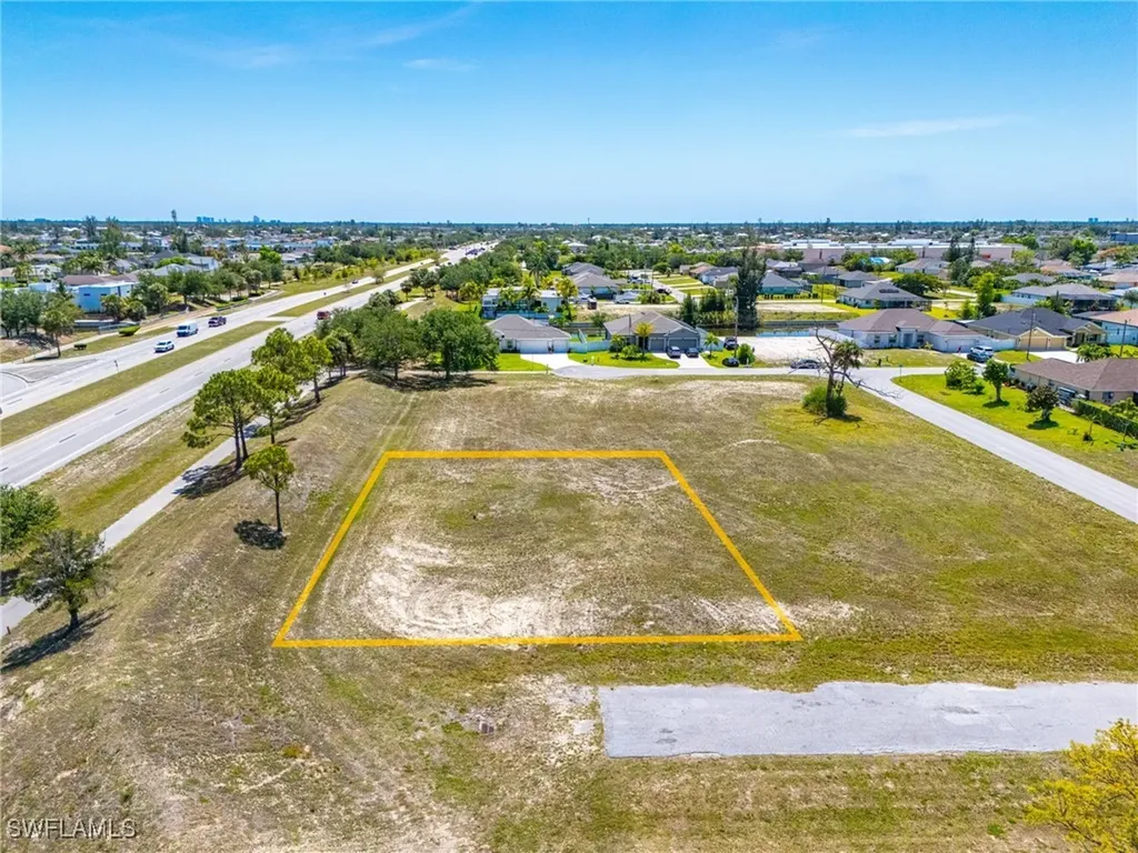2417 SW 11th Place Cape Coral FL 33914