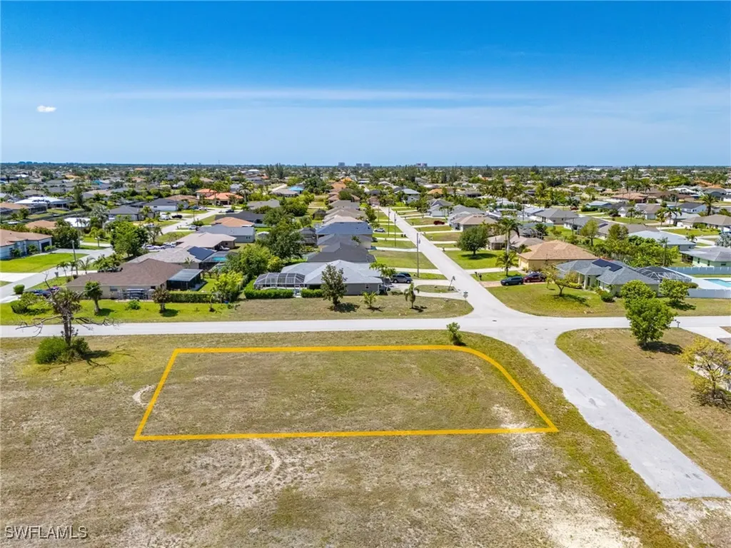 2421 SW 11th Place Cape Coral FL 33914