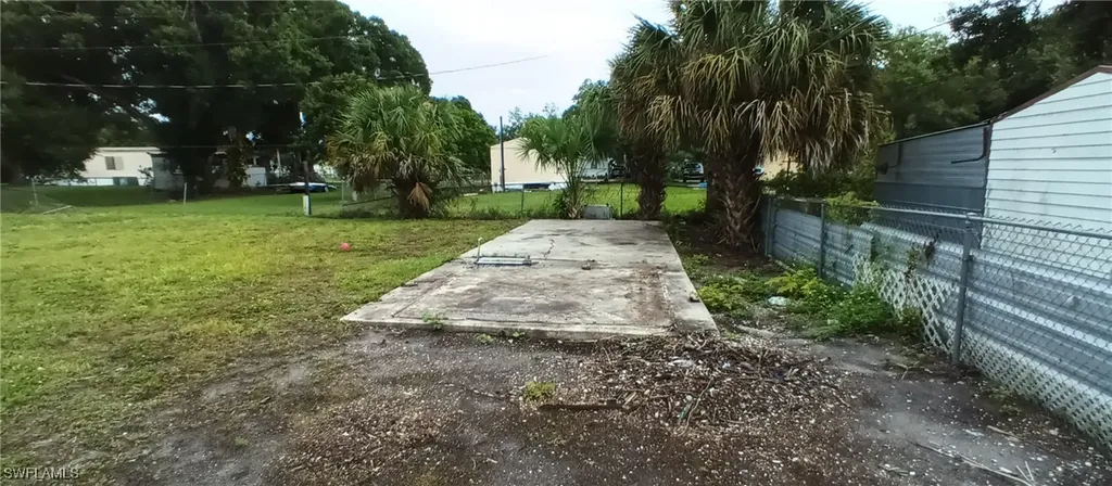 771 Avenue E NW Moore Haven FL 33471