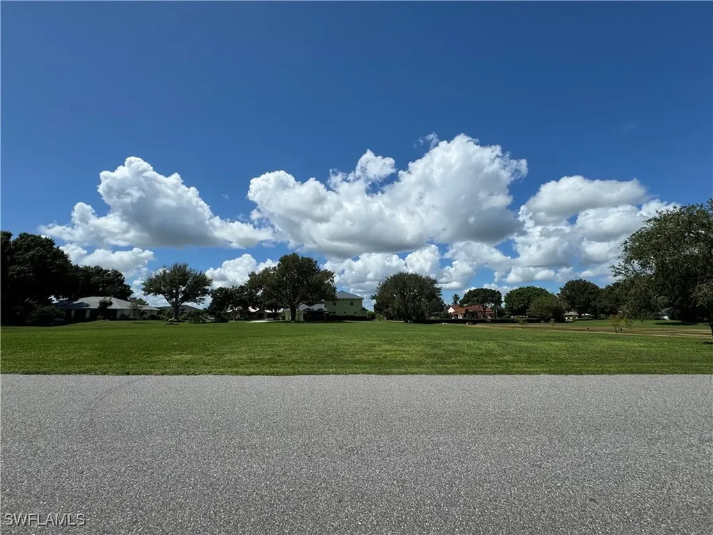 13 Meadowlake Circle S Lake Placid FL 33852