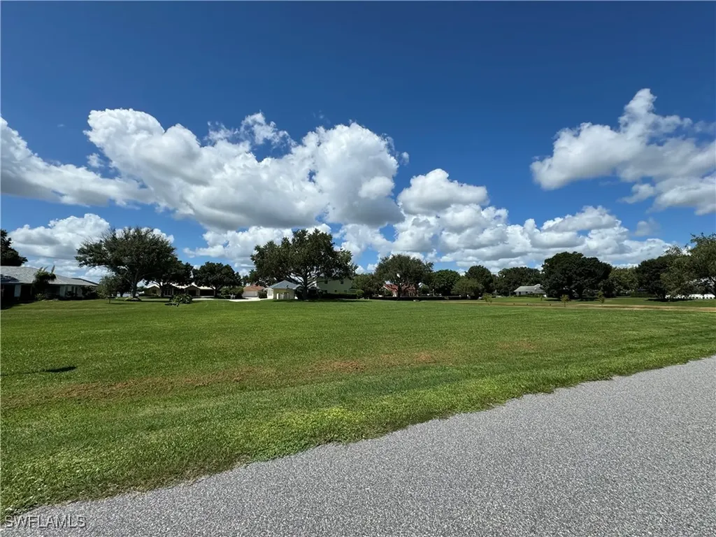 13 Meadowlake Circle S Lake Placid FL 33852