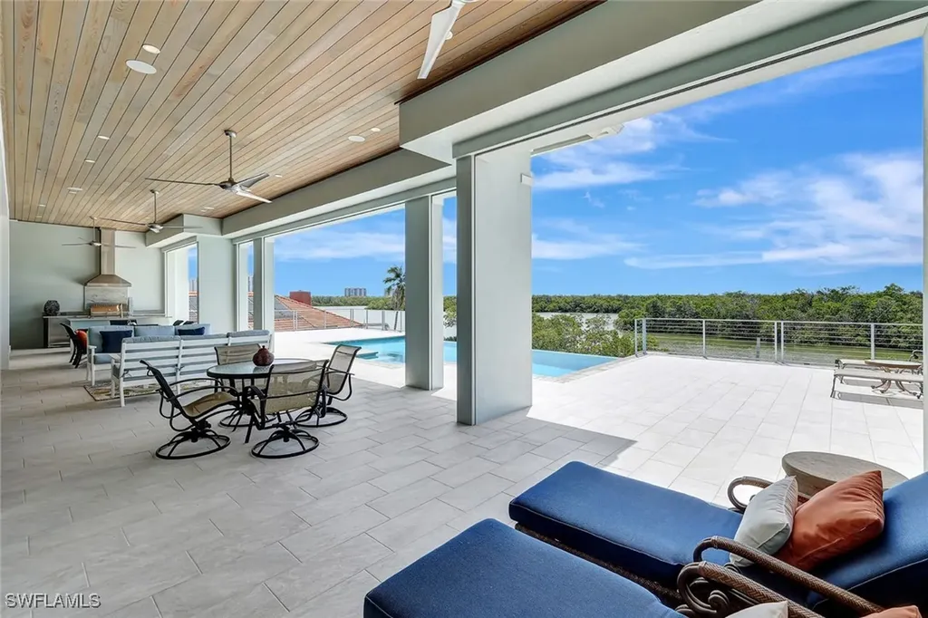 26906 Mclaughlin Boulevard Bonita Springs FL 34134