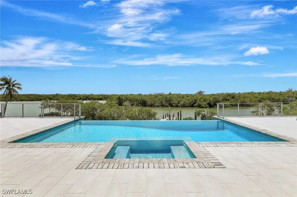 26906 Mclaughlin Boulevard Bonita Springs FL 34134