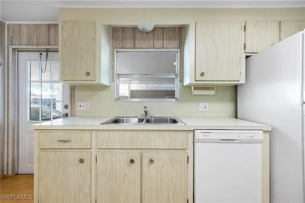 208 Nicklaus Boulevard North Fort Myers FL 33903