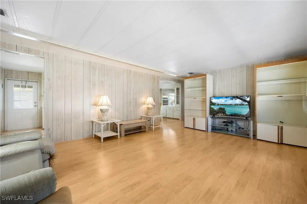 208 Nicklaus Boulevard North Fort Myers FL 33903