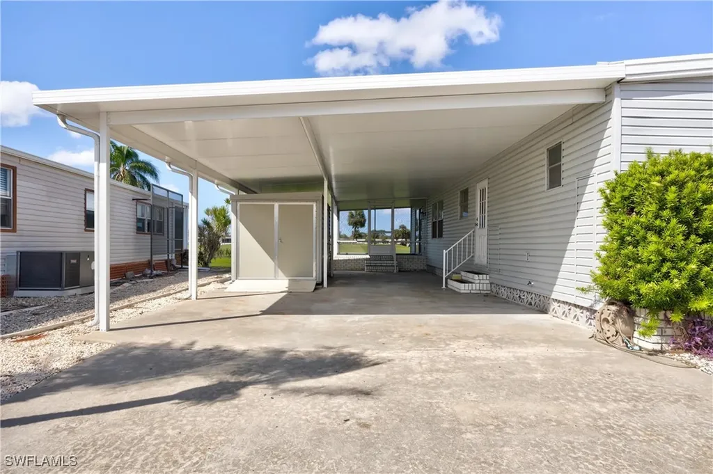 208 Nicklaus Boulevard North Fort Myers FL 33903