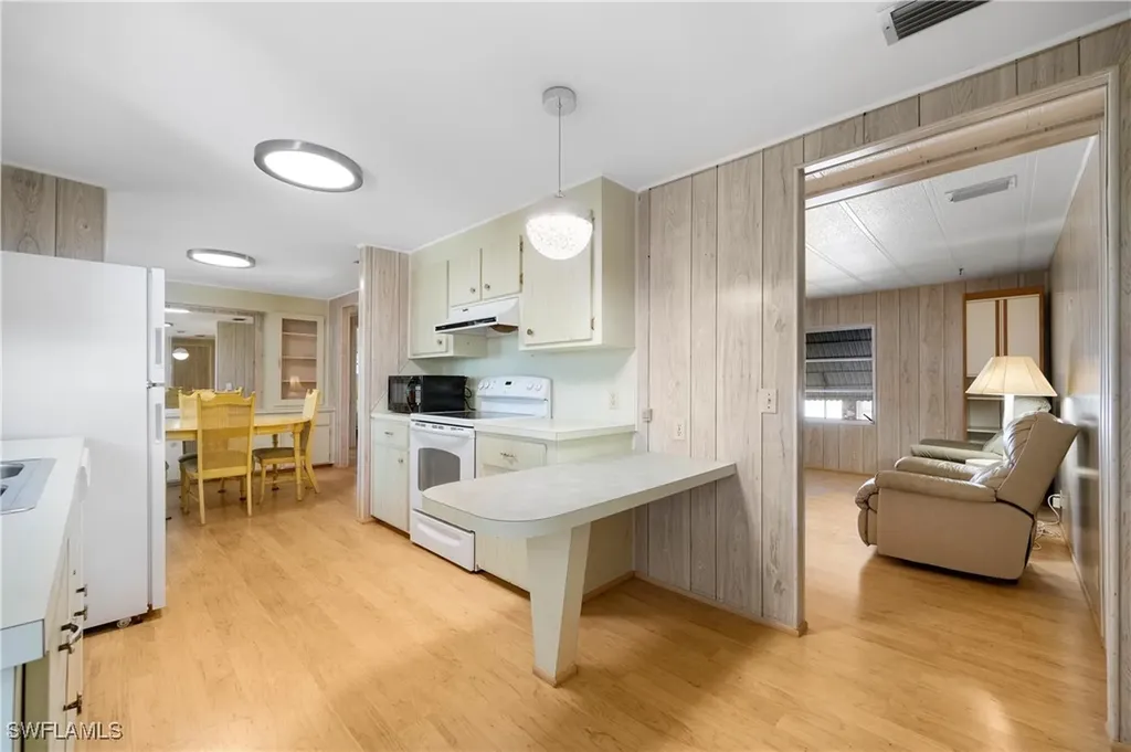 208 Nicklaus Boulevard North Fort Myers FL 33903