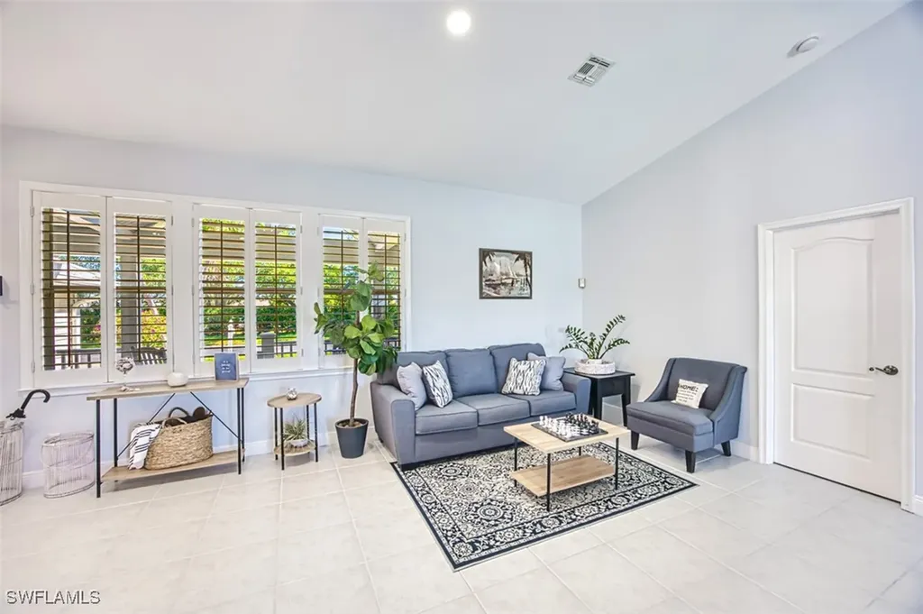 12593 Coconut Creek Court Fort Myers FL 33908