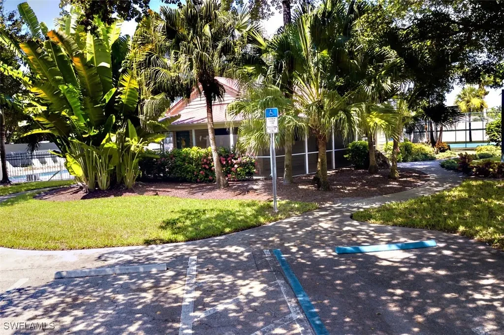 12593 Coconut Creek Court Fort Myers FL 33908