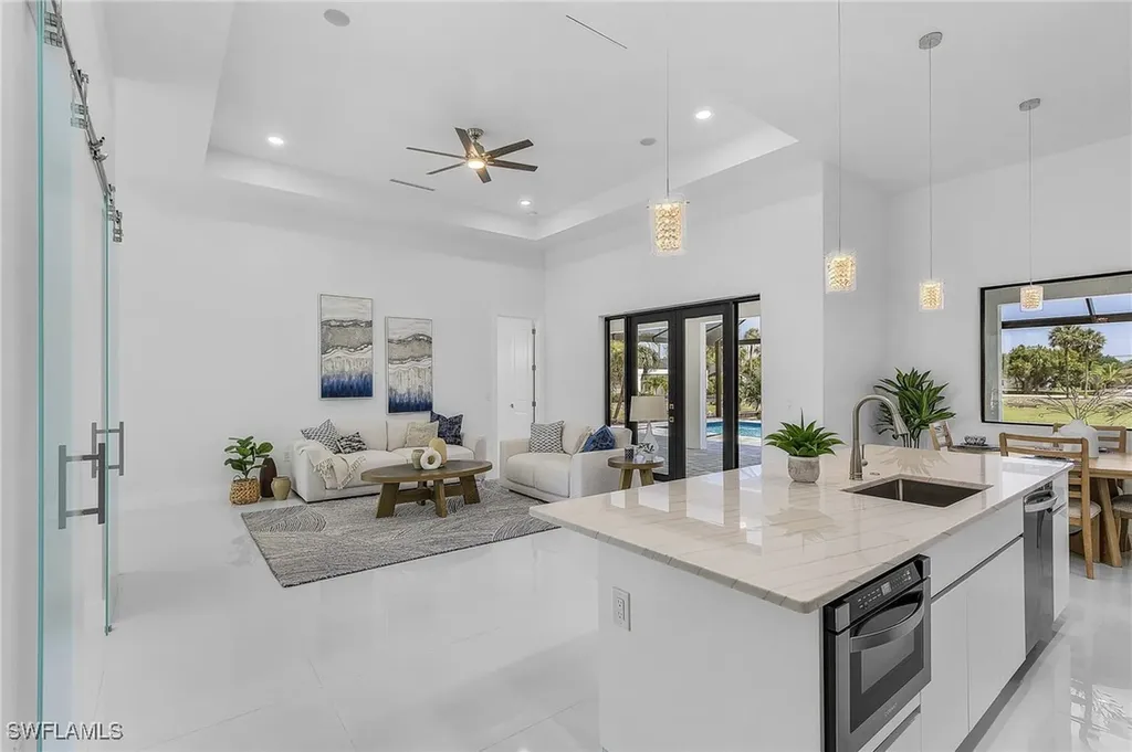 1625 NE 5th Terrace Cape Coral FL 33909