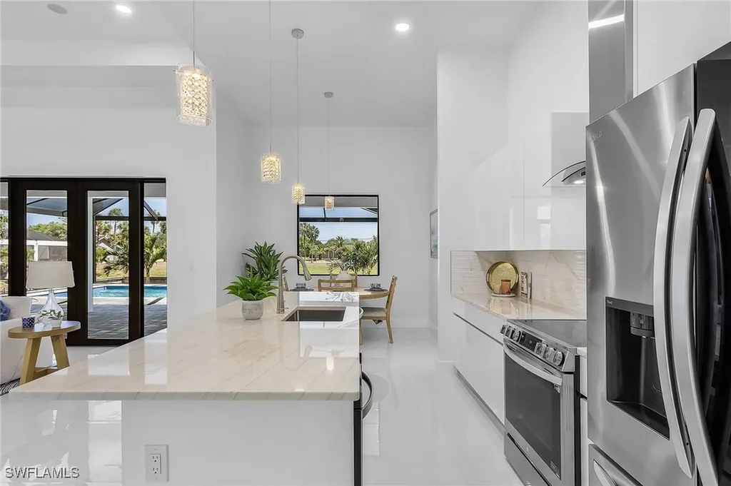1625 NE 5th Terrace Cape Coral FL 33909