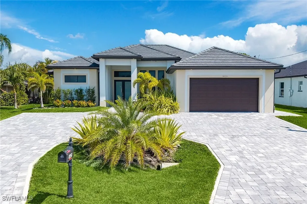 1625 NE 5th Terrace Cape Coral FL 33909