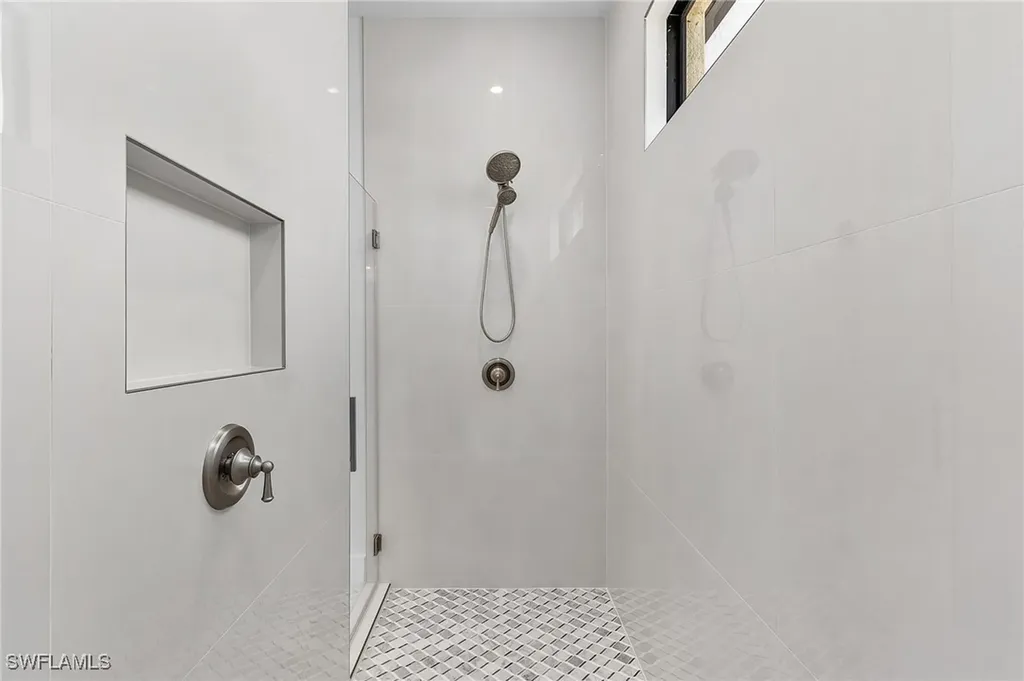 1625 NE 5th Terrace Cape Coral FL 33909