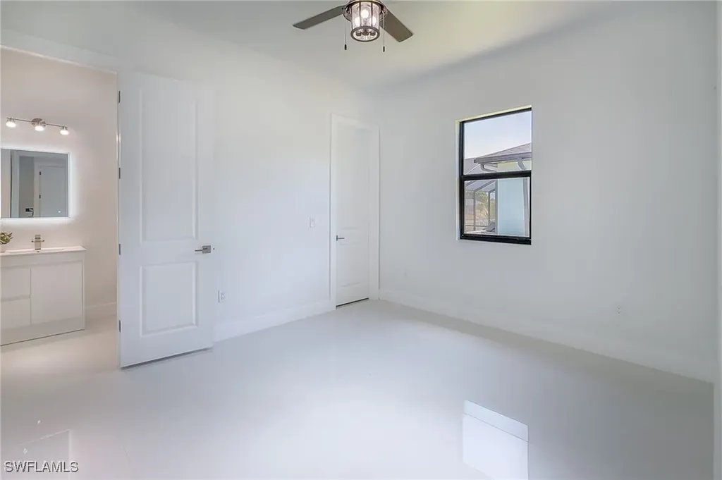 1625 NE 5th Terrace Cape Coral FL 33909